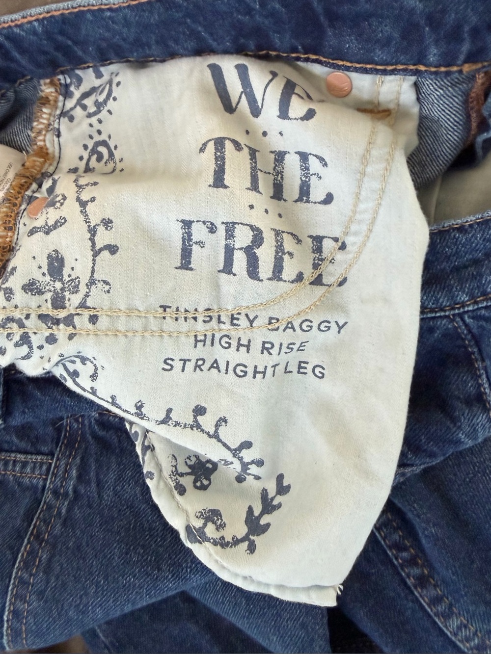 We The Free Tinsley Baggy High Rise Jeans in Blue, Size 28 - Picture 8 of 15